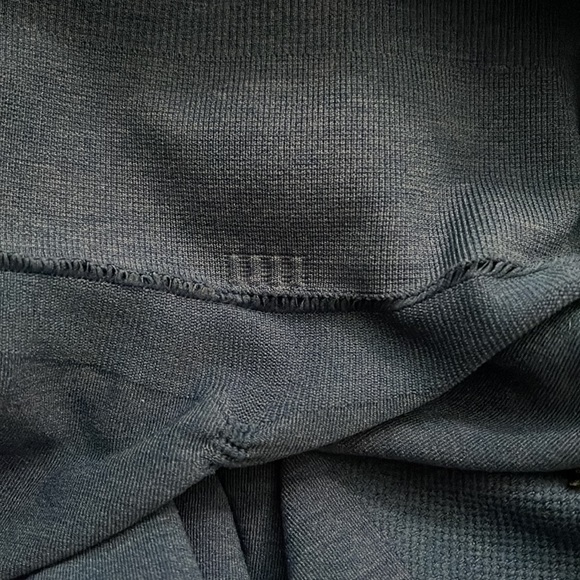 Alphalete Amplify Oceania (OG colors) Leggings - Picture 3 of 6